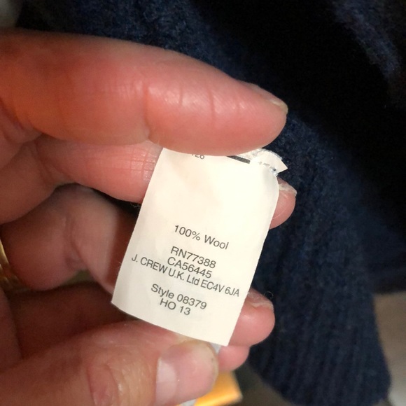 Gorgeous navy blue J. Crew wool cardigan XS - Picture 10 of 12